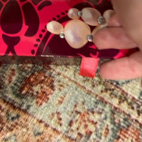 BareMinerals makeup or trinket box with quote and pull tab - Picture 4 of 7